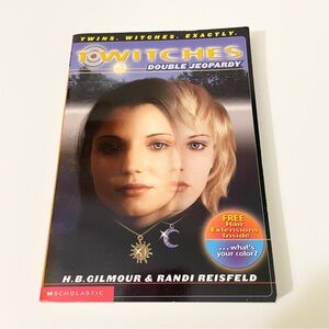 Twitches Paperback Twins Witches Double Jeopardy Gilmour Reisfeld Book